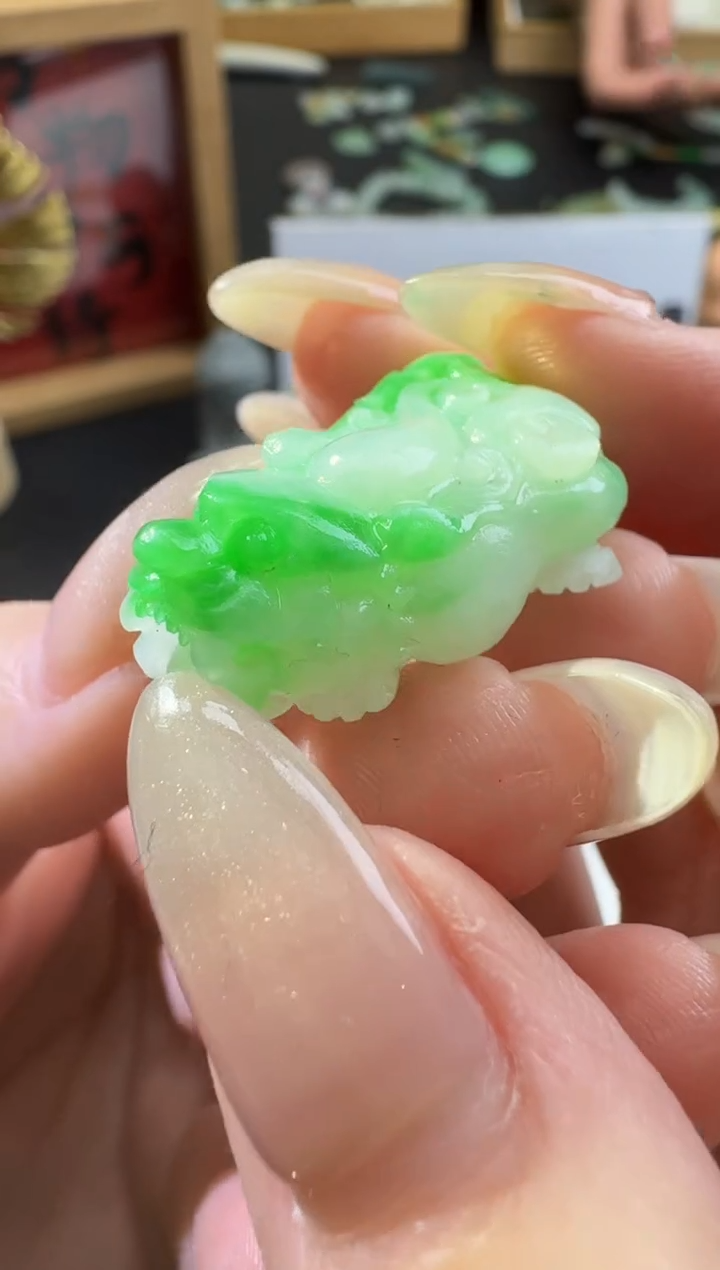 【闪购商品】定制翡翠未镶嵌02004119