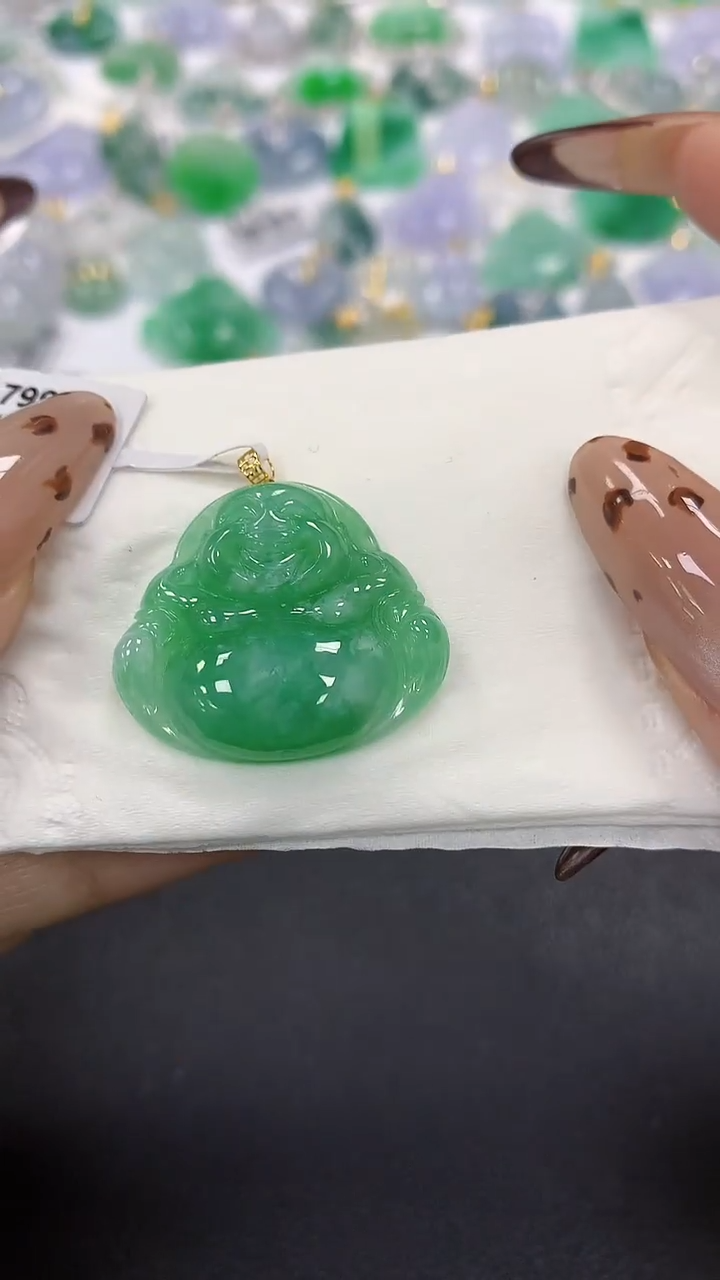 颈饰18K金镶嵌翡翠a货假一赔三支持复检百元上9元证书费自理