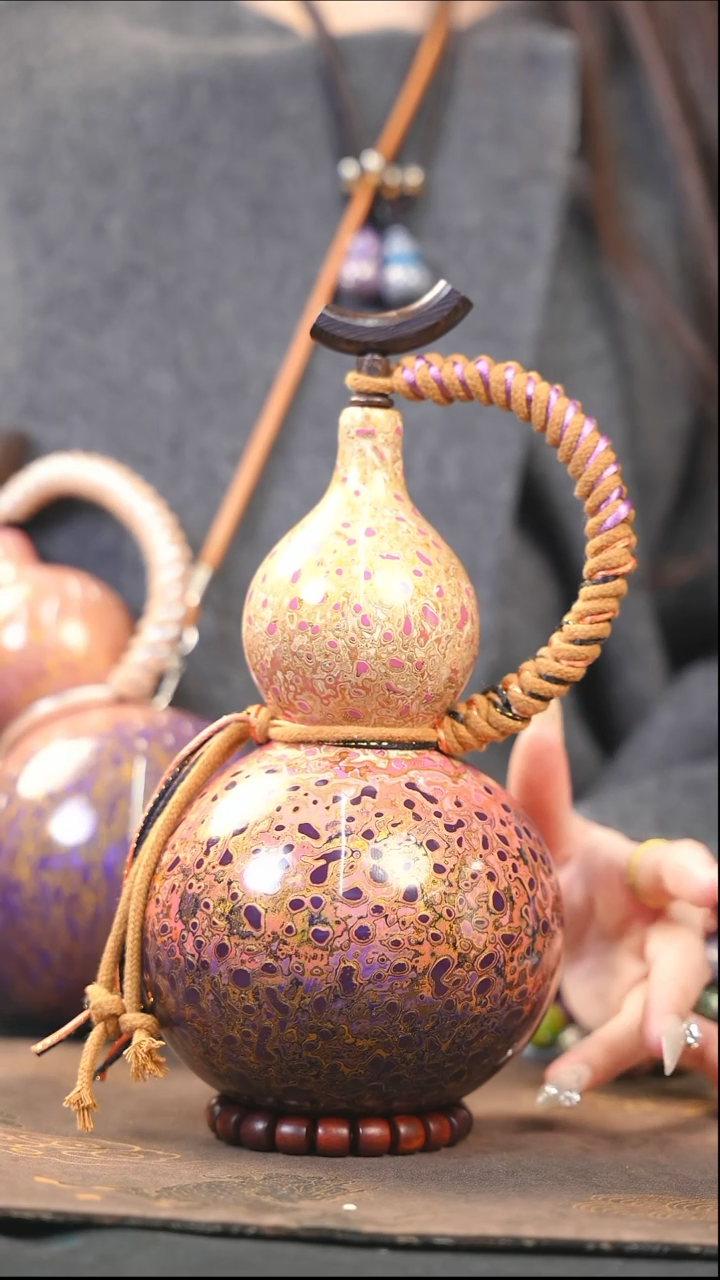 【闪购商品】XG138漆艺酒葫芦不包手串及旋转底座