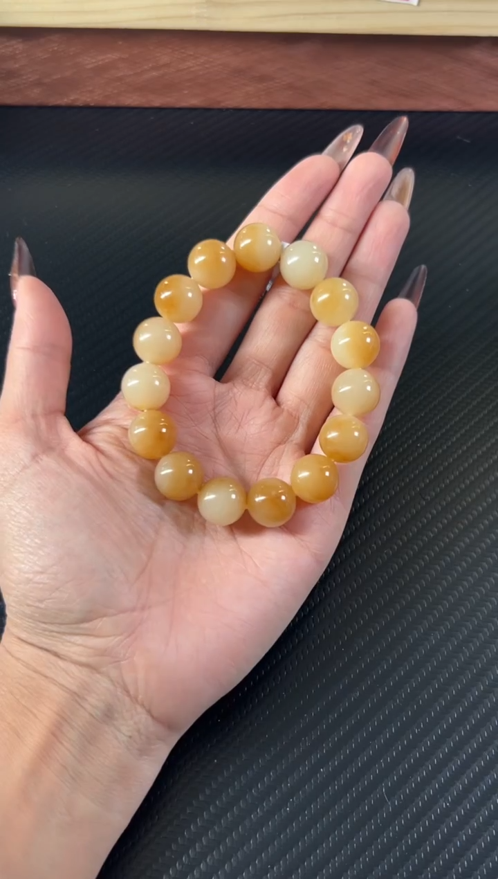 未镶嵌手串和田玉且末金山微色差卡14