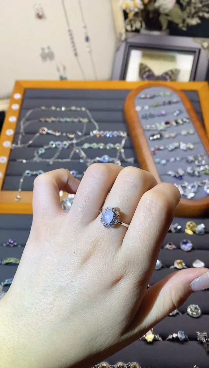 【闪购商品】水晶手链银S925镶嵌A131