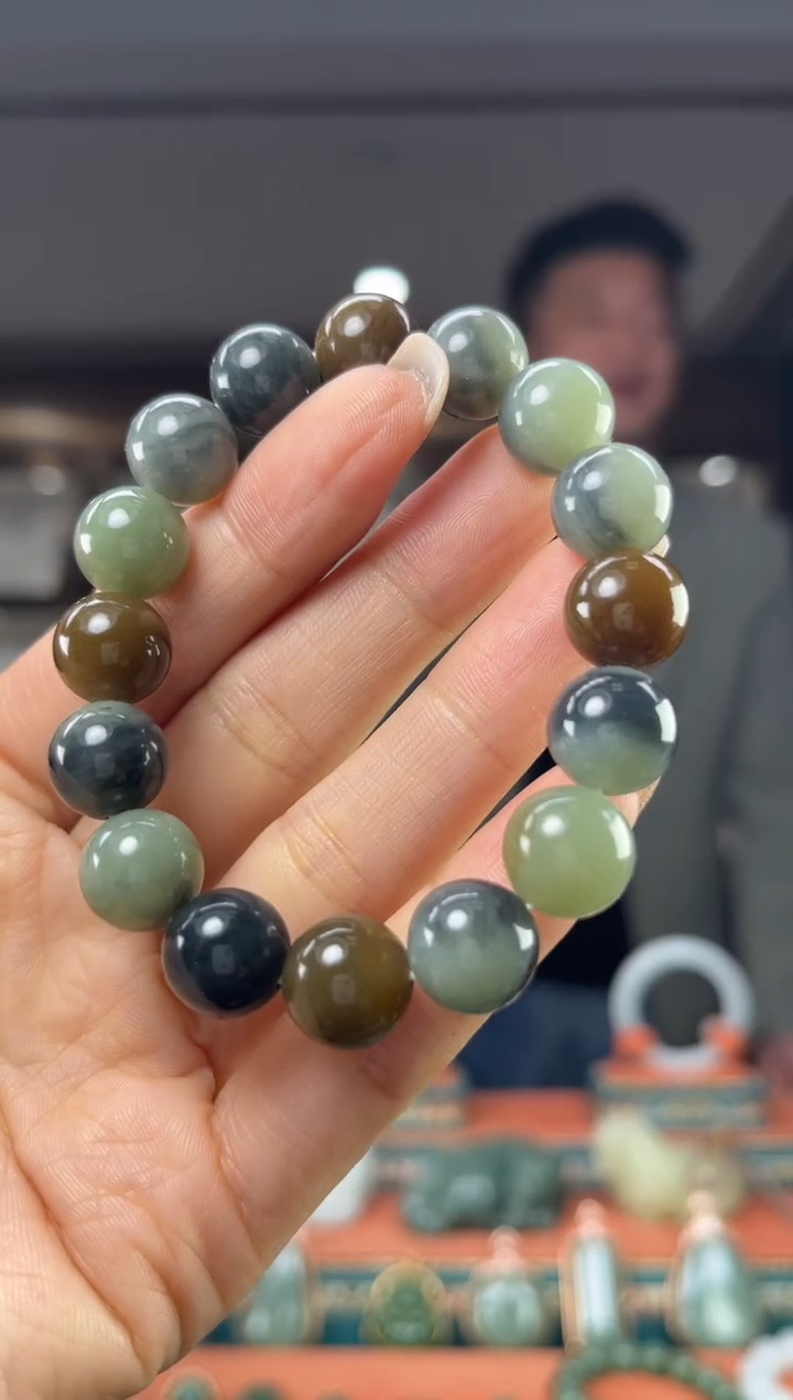 颈饰未镶嵌和田玉佩佩12mm左右