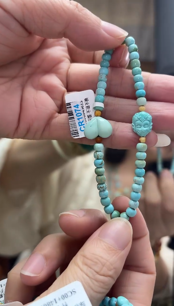 未镶嵌绿松石颈饰发一件设计款