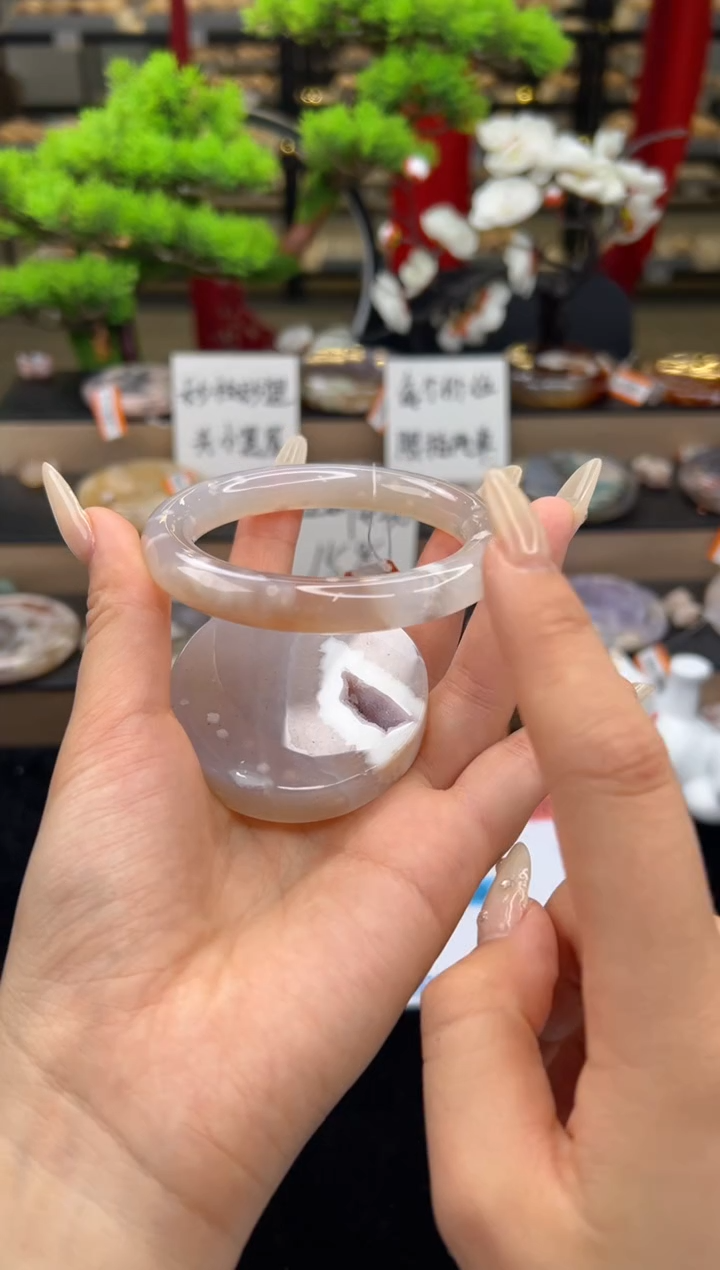 【闪购商品】石英质玉未镶嵌手镯58圈口（赠送镯心）11206