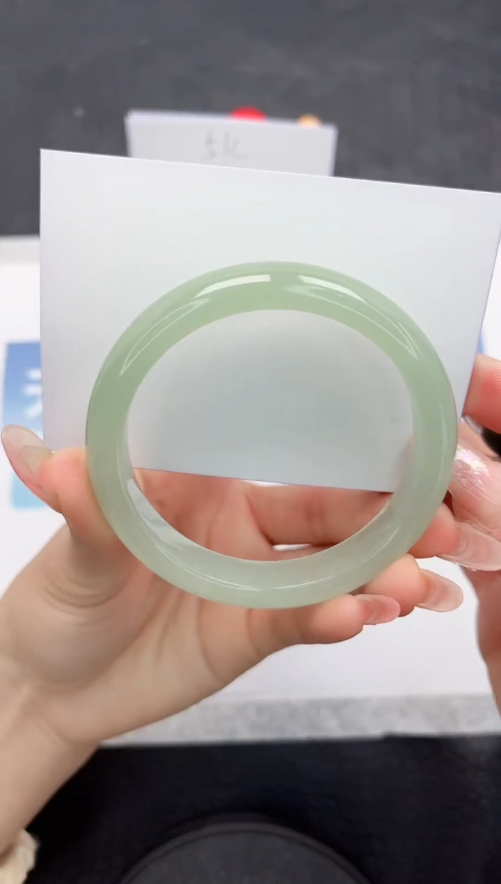 【闪购商品】石英质玉手镯未镶嵌L185-58.1