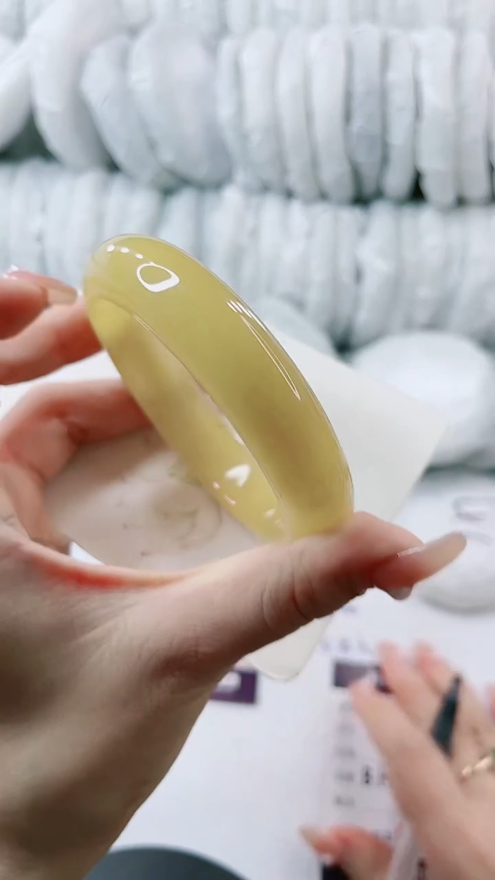 【闪购商品】石英质玉手镯未镶嵌多样性发货B103