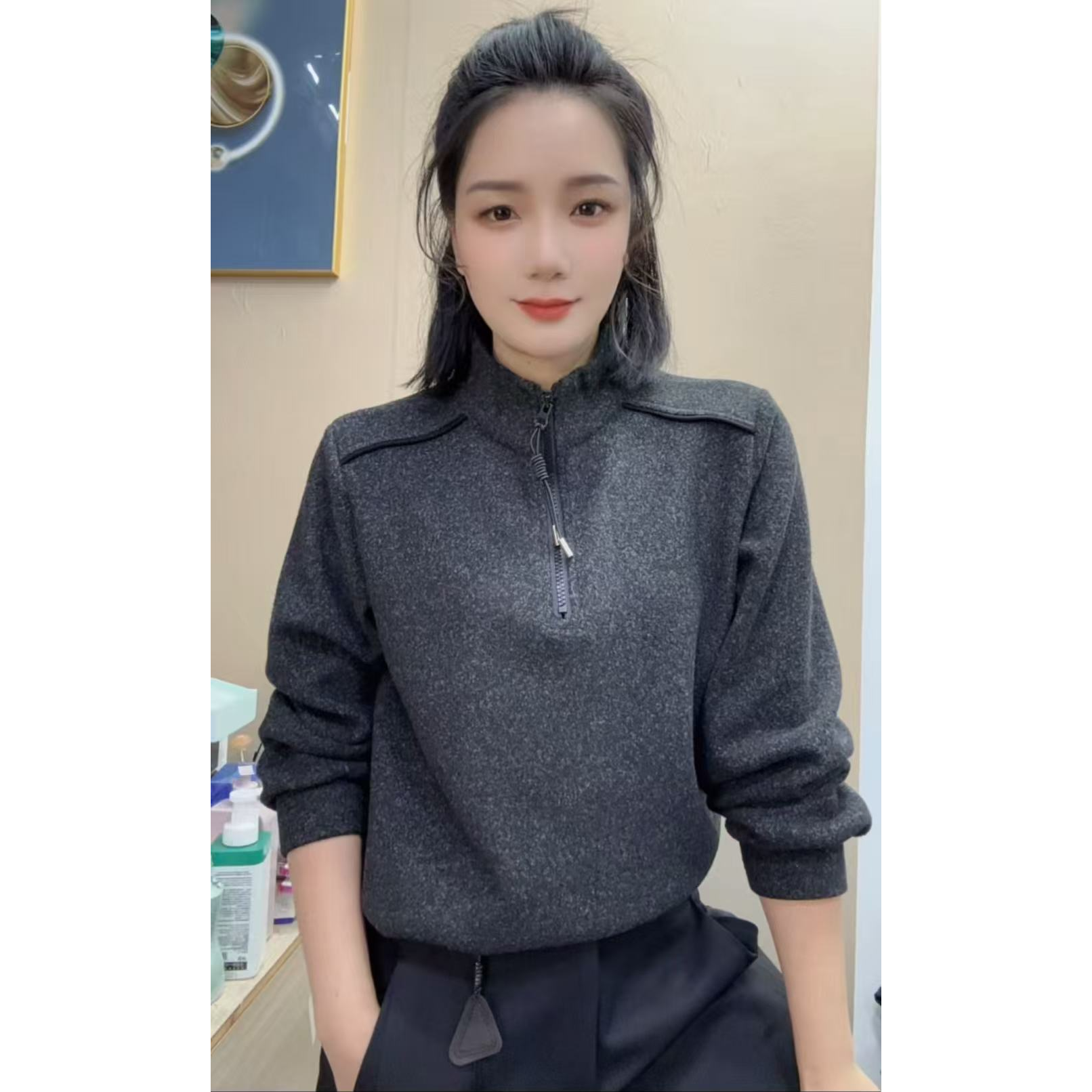 玲家精选8216款号奶芙绒加绒卫衣