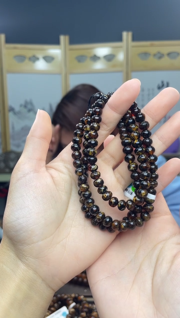 【闪购商品】琥珀裸石未镶嵌7+黑花108