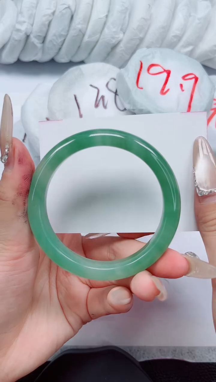 未镶嵌手镯石英质玉172-56/57