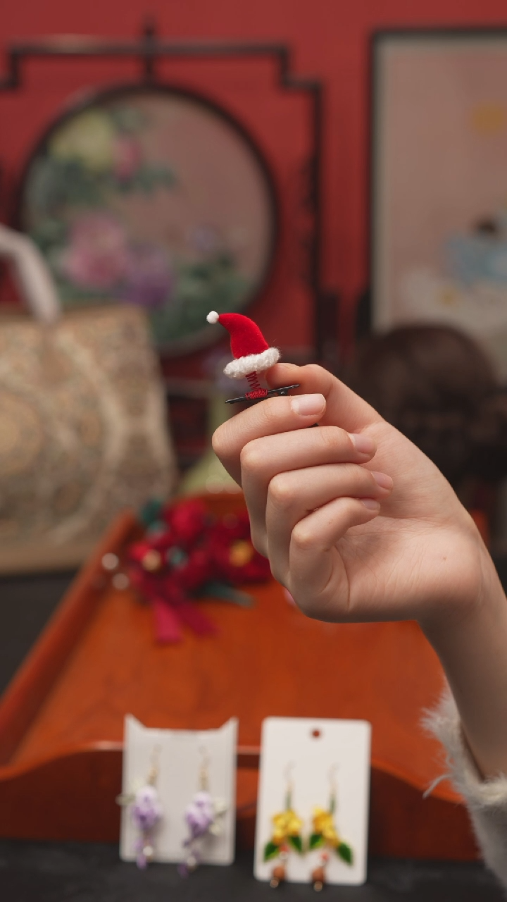 刺绣多***游非遗绒花手工饰品