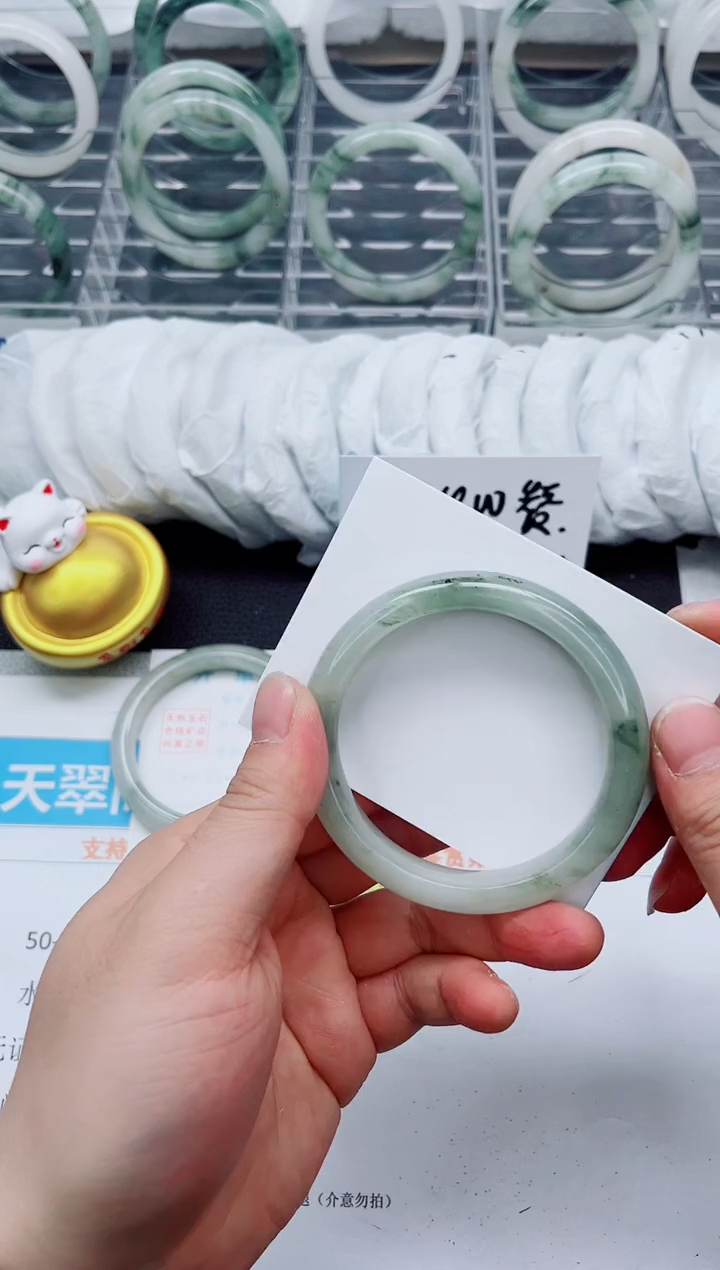 【闪购商品】石英质玉手镯未镶嵌203-59.8