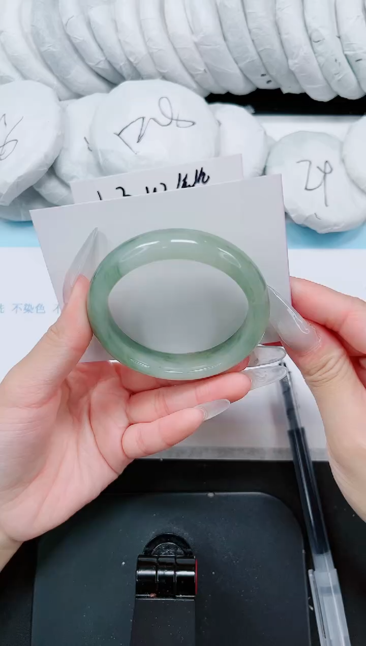 石英质玉手镯未镶嵌605-54
