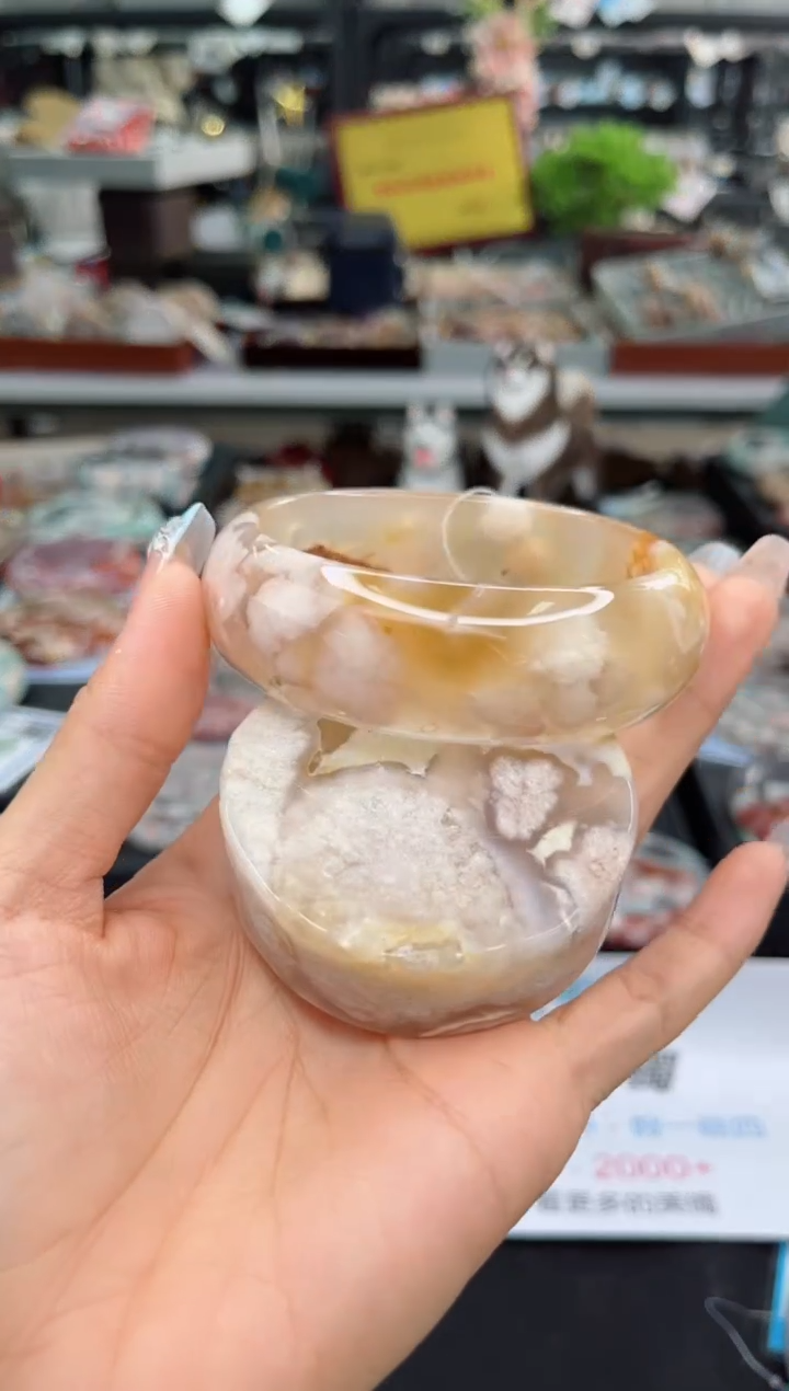 【闪购商品】石英质玉手镯未镶嵌62圈口（赠品镯心）6230610