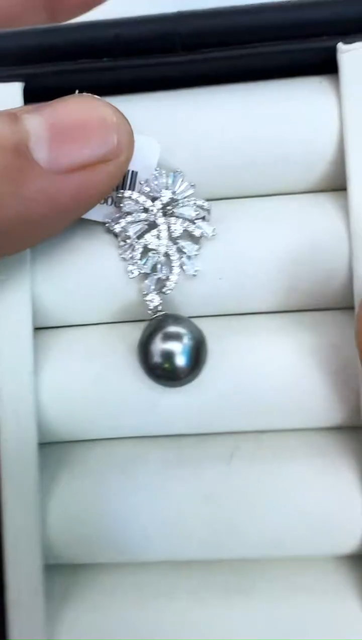 【闪购商品】海水珍珠颈饰银S925镶嵌吊坠