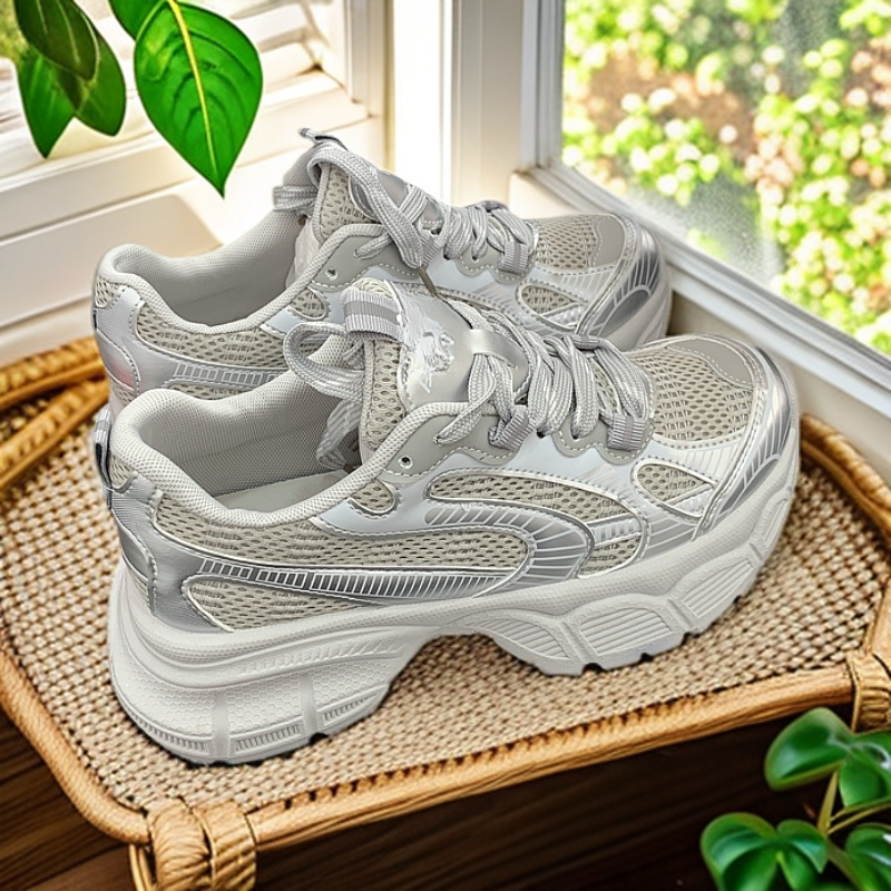 超轻底时尚透气薄款春季老爹鞋百搭ins潮流