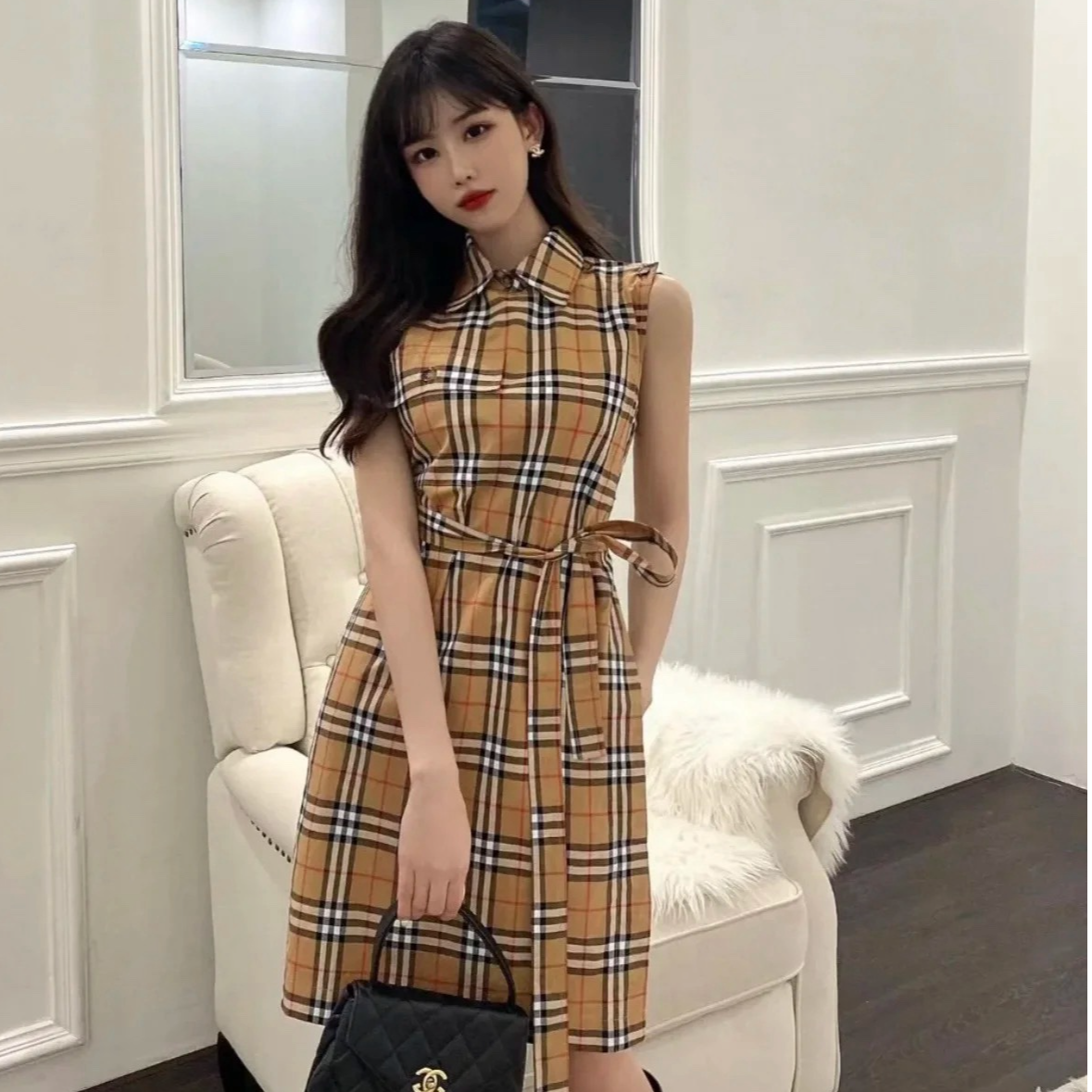 99新 BURBERRY/博柏利 23SS女士无袖连衣裙/uk4码 /csy019 