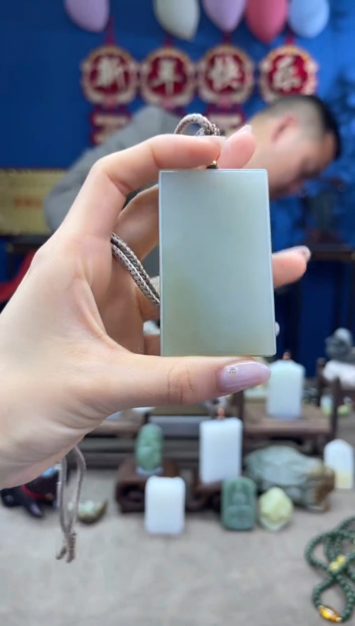 【闪购商品】和田玉颈饰未镶嵌1