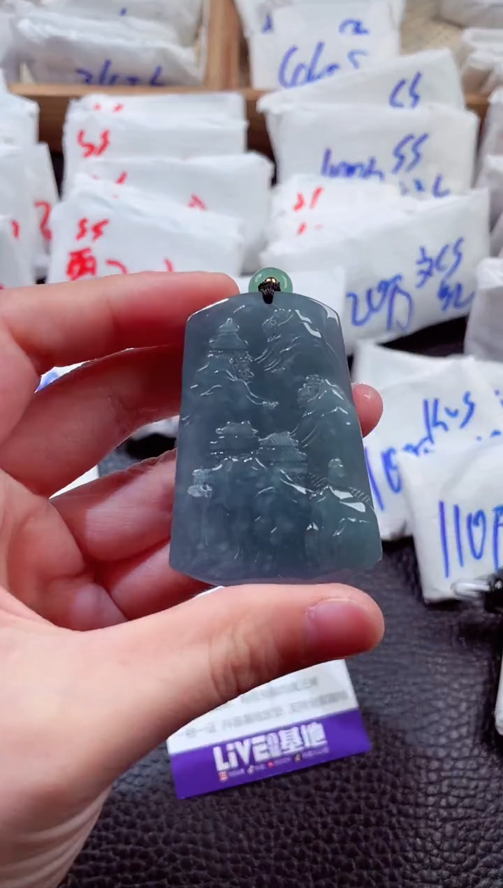 翡翠未镶嵌颈饰00004687