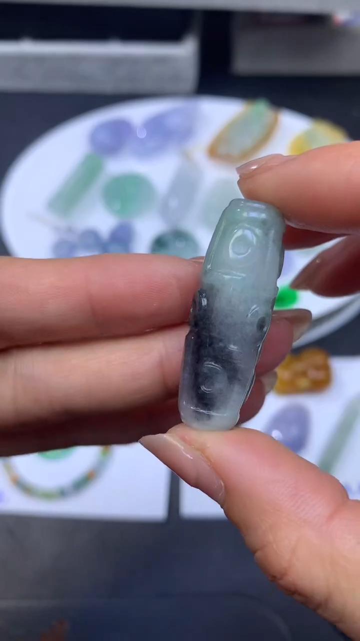 【闪购商品】定制翡翠未镶嵌翡翠