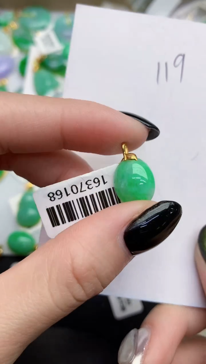 【闪购商品】翡翠颈饰18K金镶嵌000000000