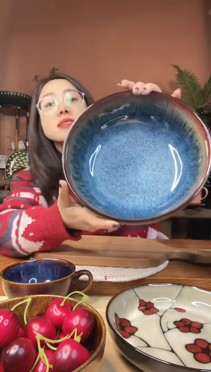 陶瓷9英寸渐变色大汤碗 微瑕疵