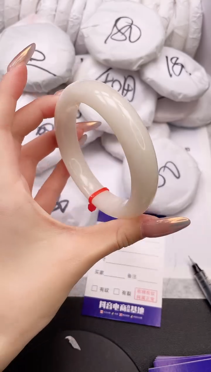 【闪购商品】和田玉手镯未镶嵌22L201-62