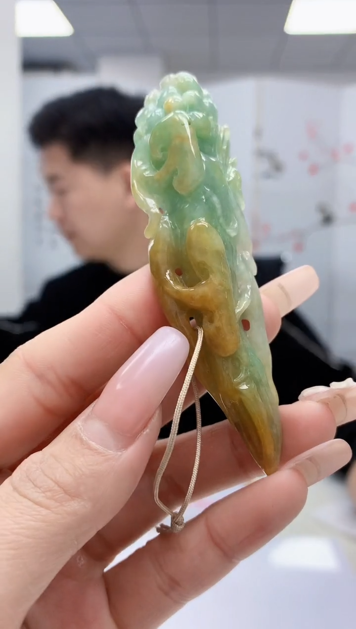 【闪购商品】定制翡翠未镶嵌4917lr-毛货挂件35