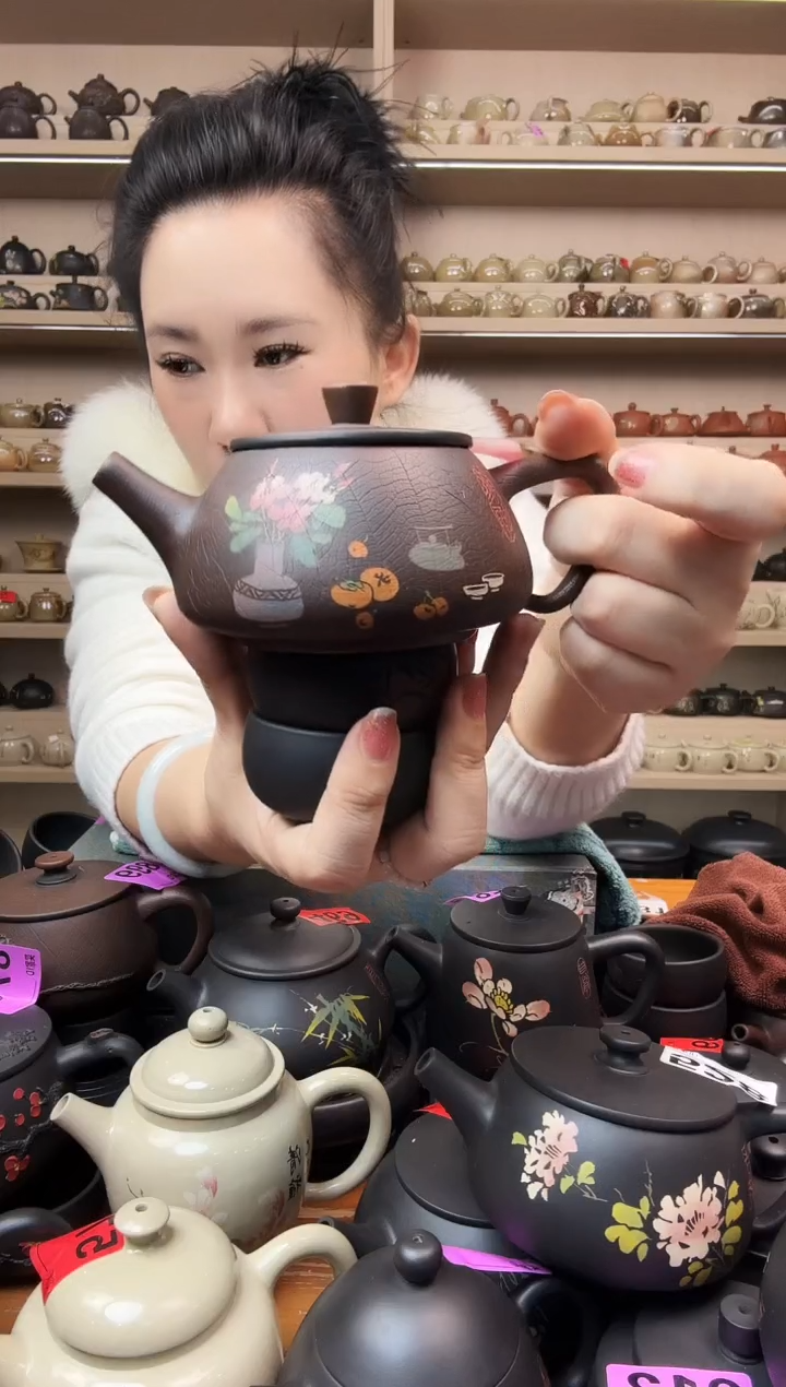 壶菩提纹彩填石瓢230cc+2线雕杯 155