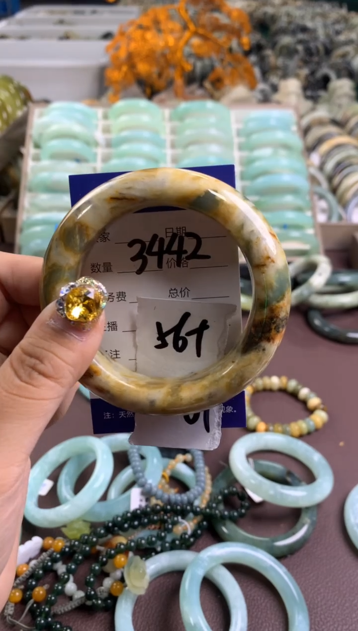 【闪购商品】蛇纹石玉手链未镶嵌3442