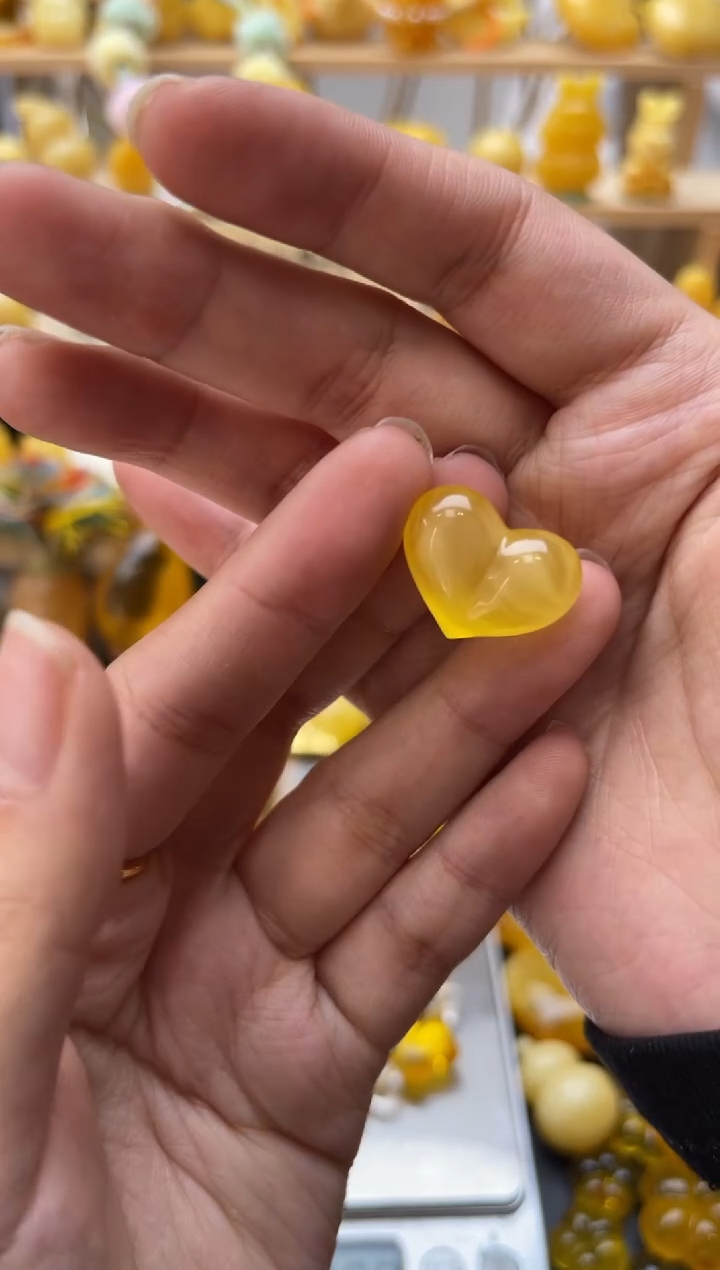 琥珀未镶嵌珠宝奇石052琥珀蜜蜡微瑕