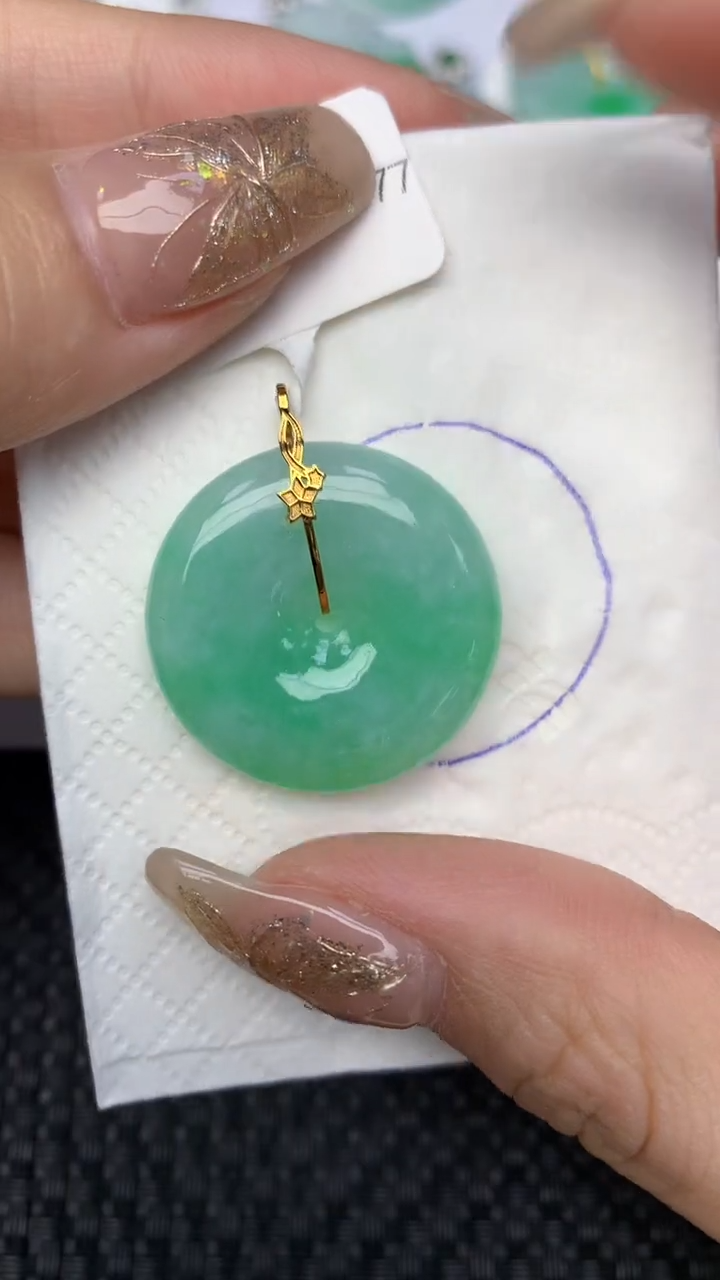 颈饰18K金镶嵌翡翠天然缅甸翡翠a货百元以上9元证书费自理