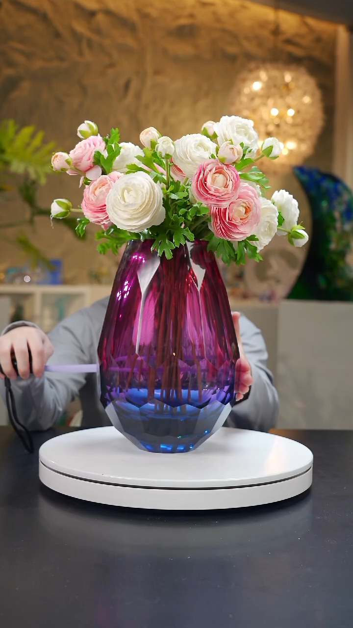 手工艺品琉璃金红蓝钻石切面花器