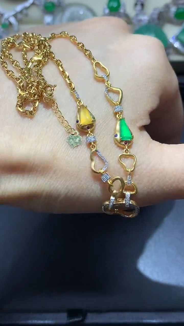 颈饰18K金镶嵌翡翠711-中国好珍宝