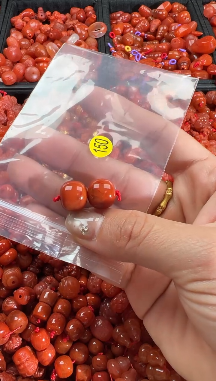 【闪购商品】南红玛瑙颈饰未镶嵌1