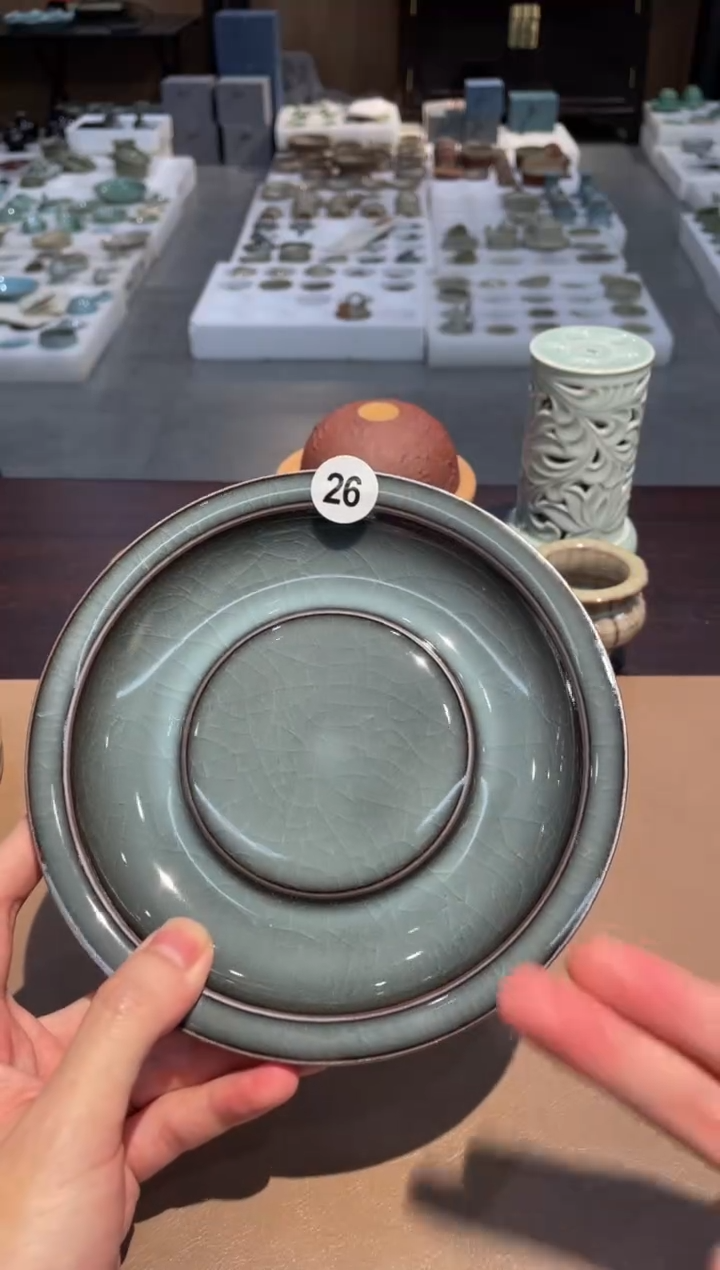 26窑承龙泉青瓷铁胎壶承-微瑕