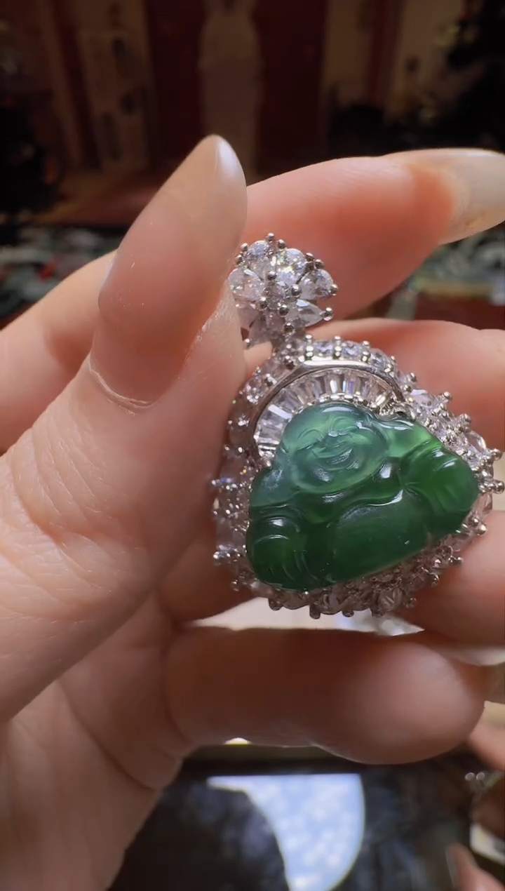 【闪购商品】翡翠吊坠(不含链)未镶嵌翡翠