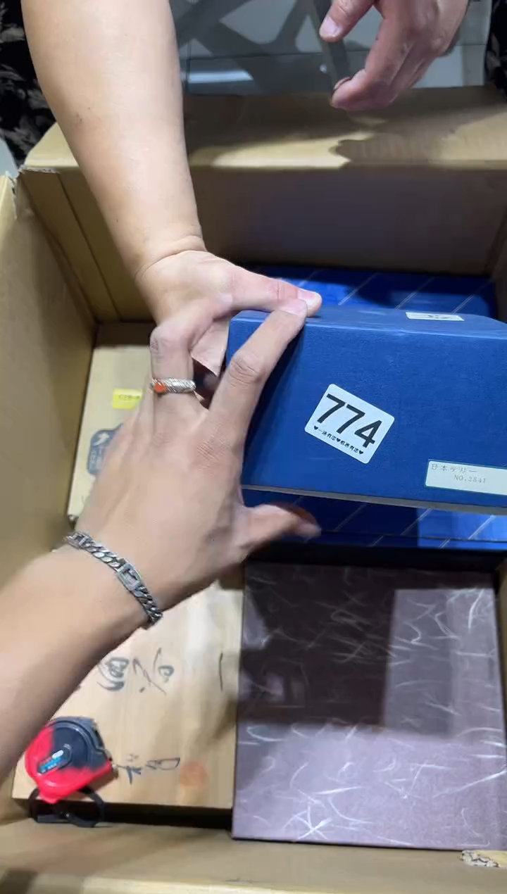瓷片不**卜774.......