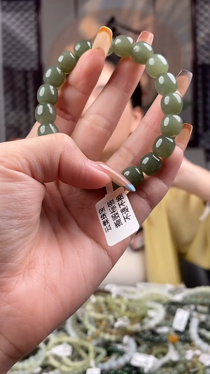 和田玉未镶嵌颈饰拍一发一