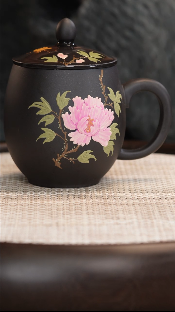 紫砂石黄变色花卉盖杯