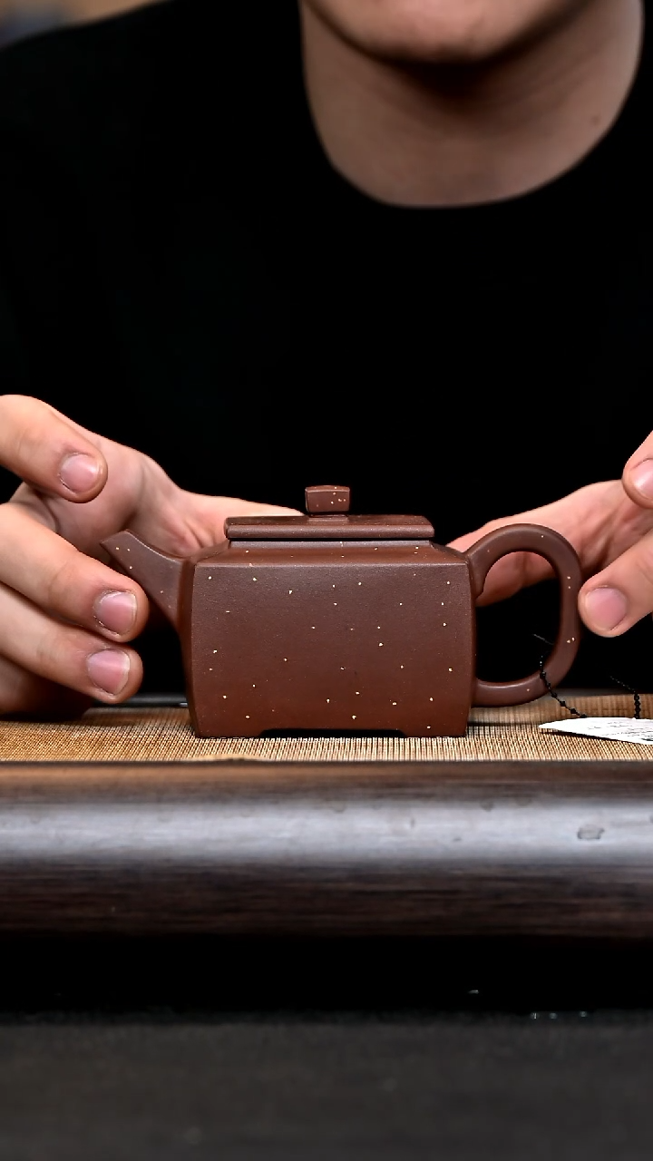 【闪购商品】紫砂茶壶BW10086 吴云 巫山云起