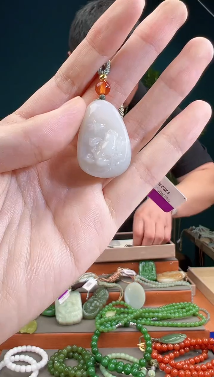颈饰未镶嵌和田玉多样性发货 拍一单发一个