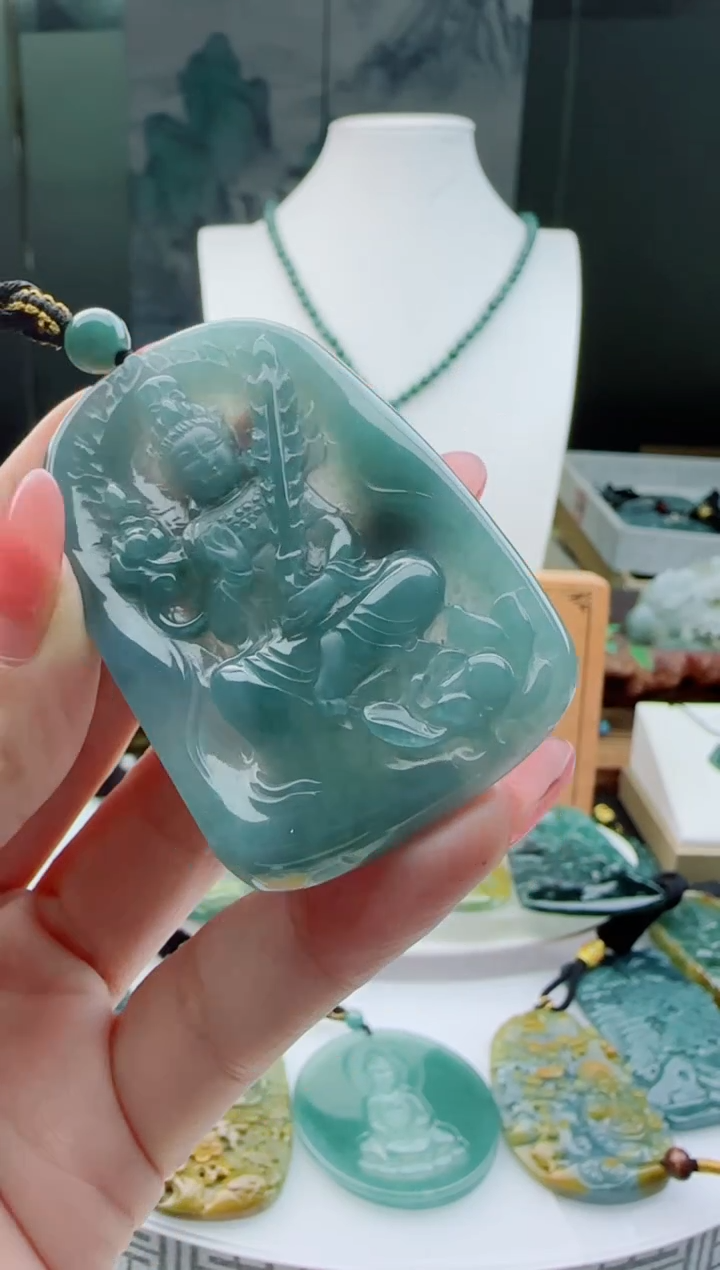 【闪购商品】翡翠颈饰未镶嵌11111111