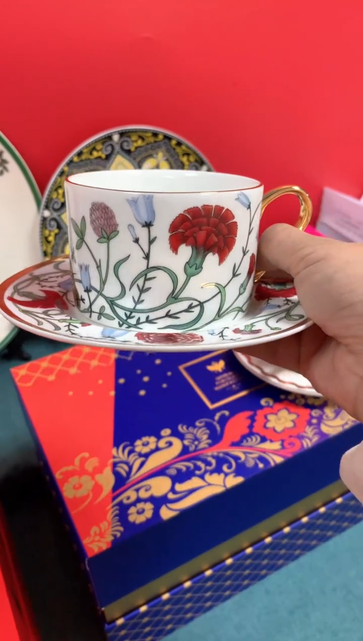 【闪购商品】瓷片陶瓷原单CC189餐具1个