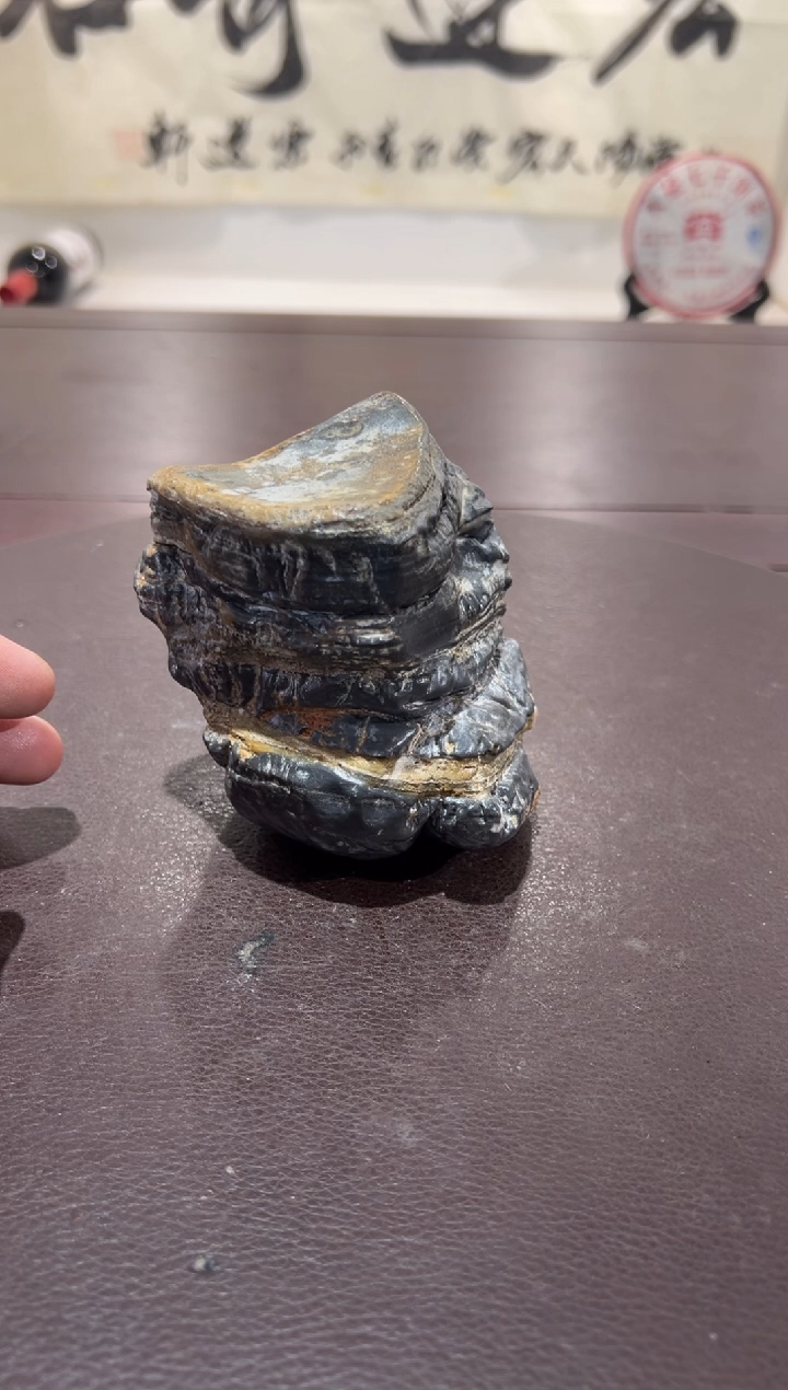 忠*意境典雅砚台烟缸摆件