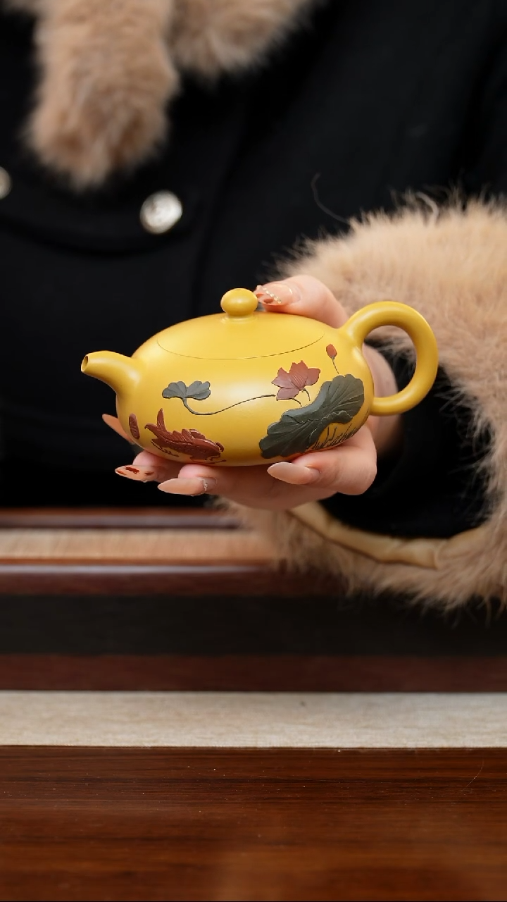 黄金朱泥泥绘半月160cc宜兴手工紫砂壶