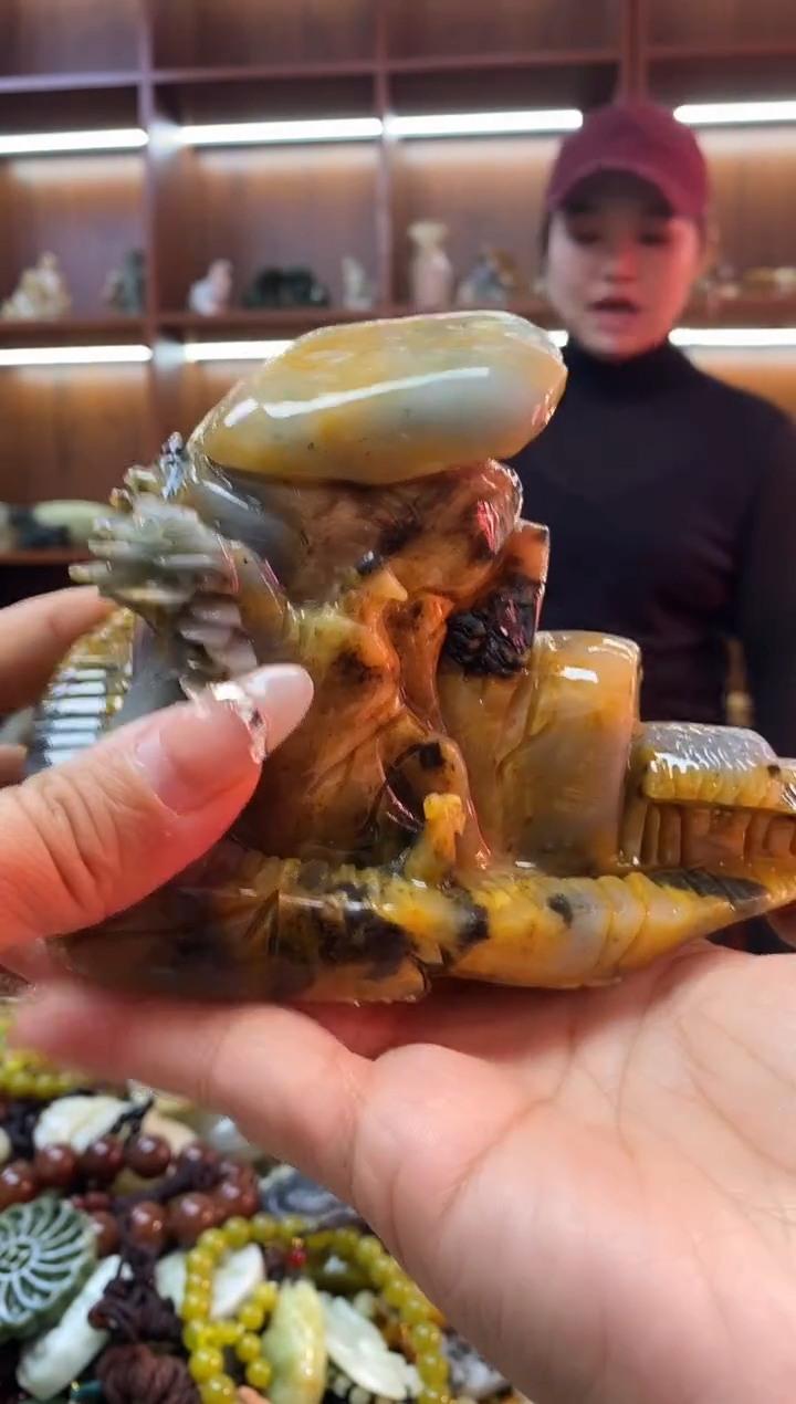 未镶嵌蛇纹石玉摆件     