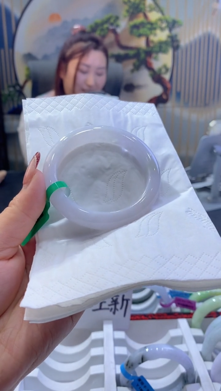 【闪购商品】翡翠手镯未镶嵌00009535