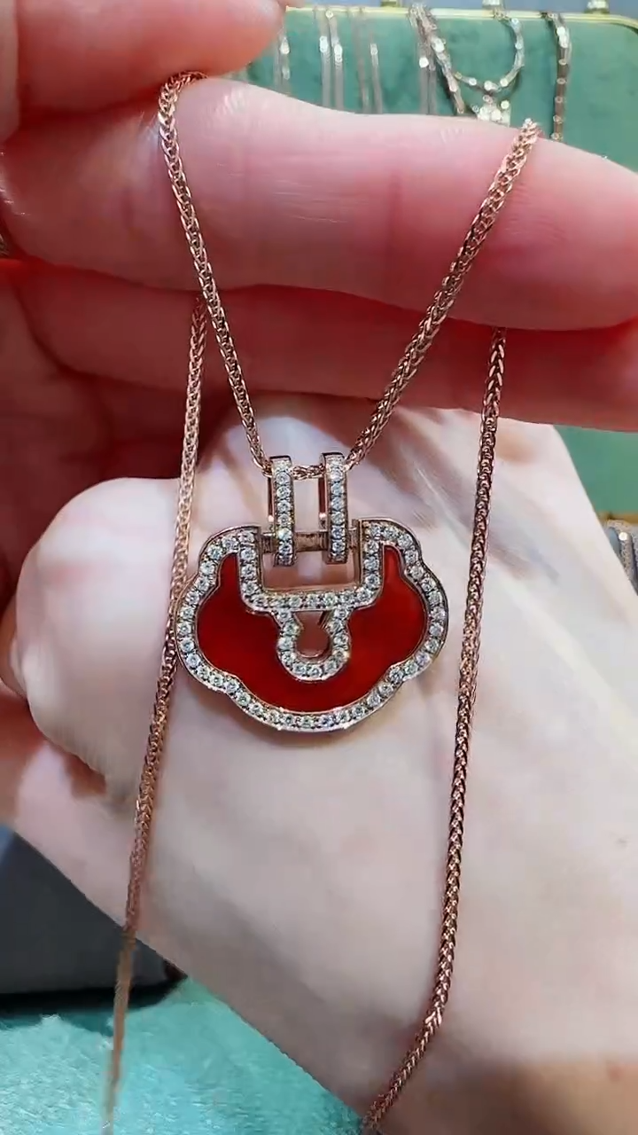 【闪购商品】玛瑙/玉髓吊坠(不含链)18K金镶嵌18K金钻石如意吊坠