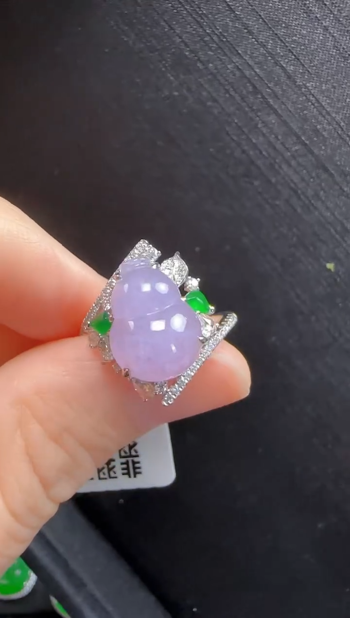 【闪购商品】翡翠戒指18K金镶嵌020葫芦一枚