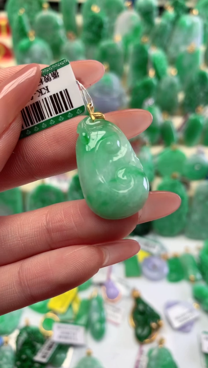 【闪购商品】翡翠颈饰18K金镶嵌挂件